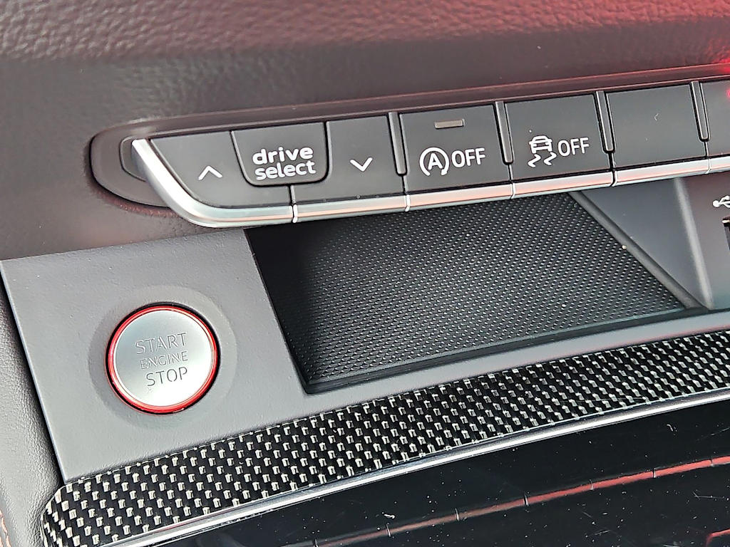 Thumbnail: 2025 Audi SQ5 - 24