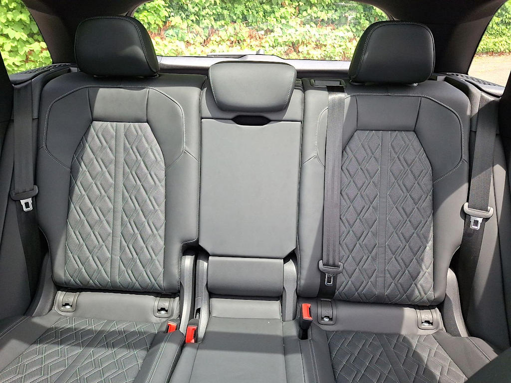Thumbnail: 2026 Audi SQ5 - 20