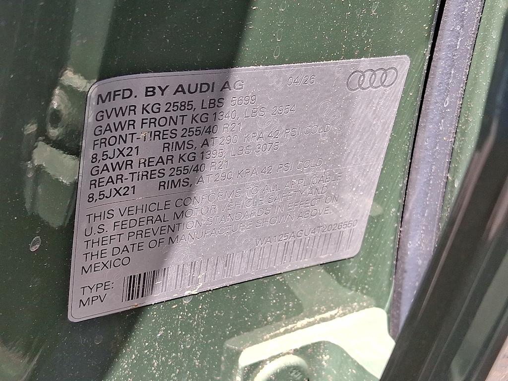 Thumbnail: 2026 Audi SQ5 - 9