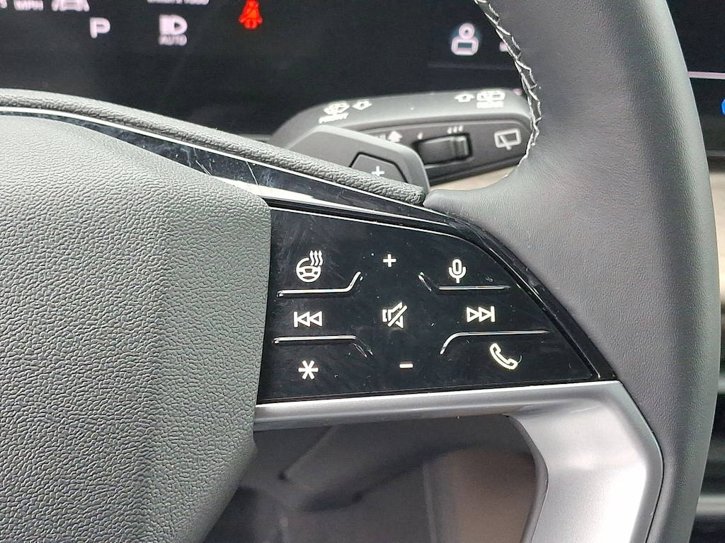 Thumbnail: 2025 Audi Q5 - 22