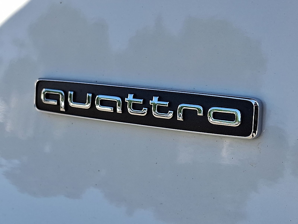 Thumbnail: 2025 Audi Q5 - 7