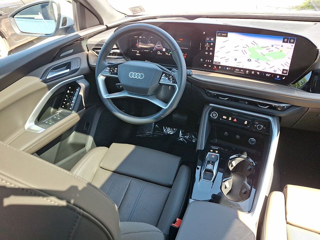Thumbnail: 2025 Audi Q5 - 9