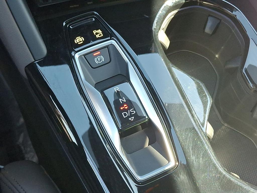 Thumbnail: 2025 Audi Q5 - 24