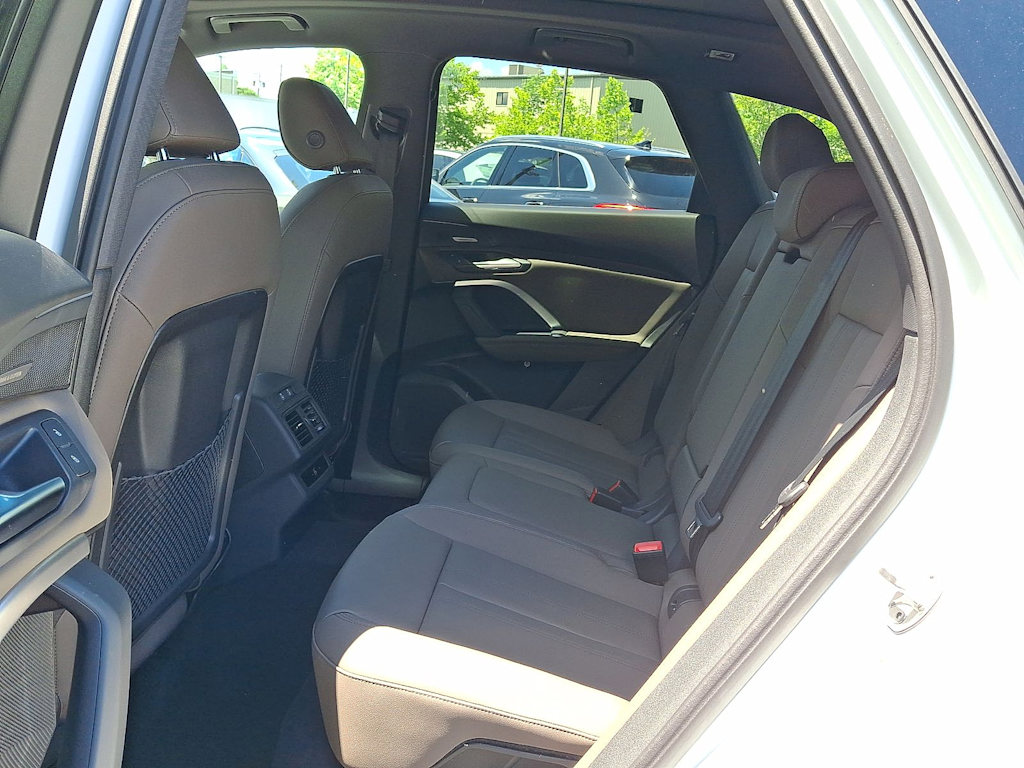 Thumbnail: 2026 Audi Q5 - 25