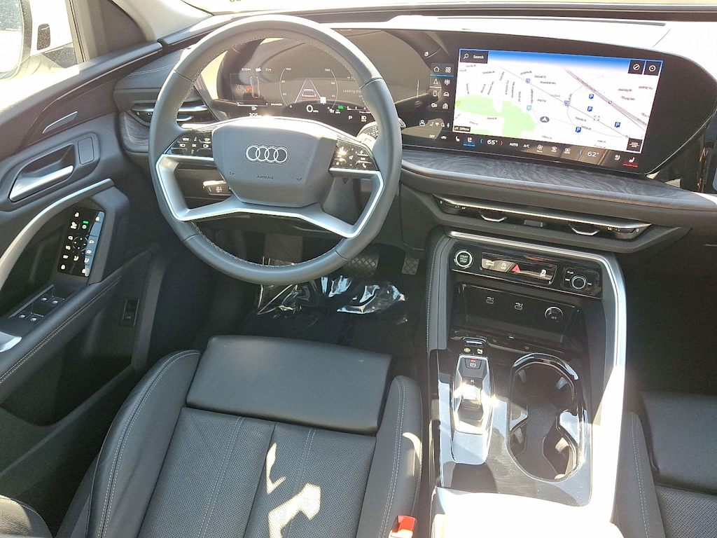 Thumbnail: 2025 Audi Q5 - 9