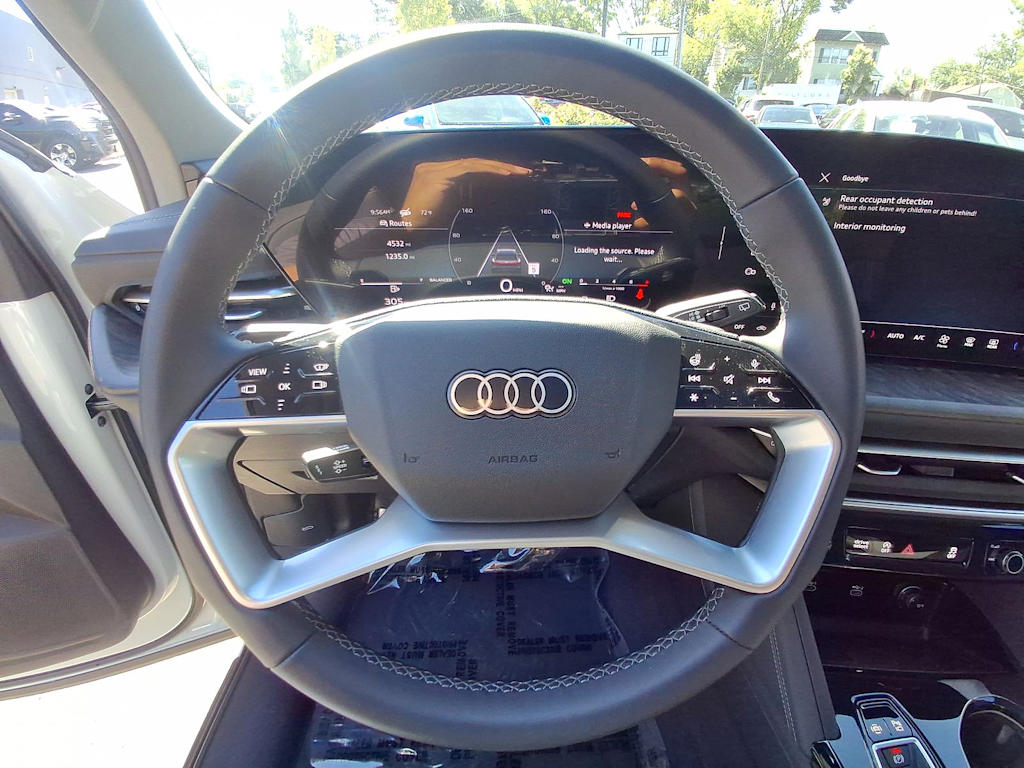 Thumbnail: 2025 Audi Q5 - 13