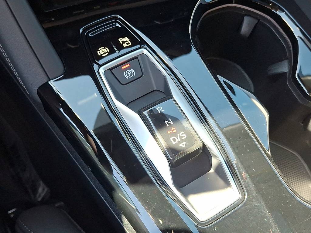 Thumbnail: 2025 Audi Q5 - 24
