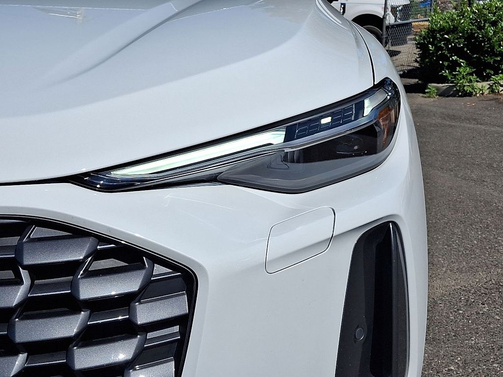 Thumbnail: 2025 Audi Q5 - 34
