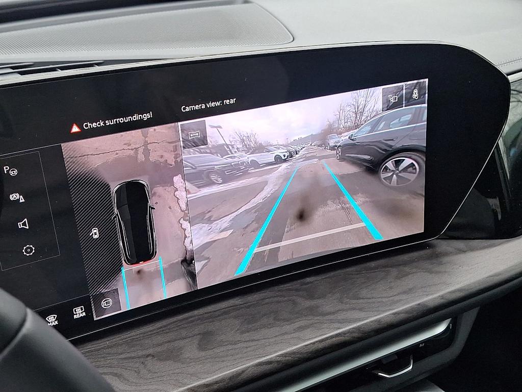 Thumbnail: 2025 Audi Q5 - 20