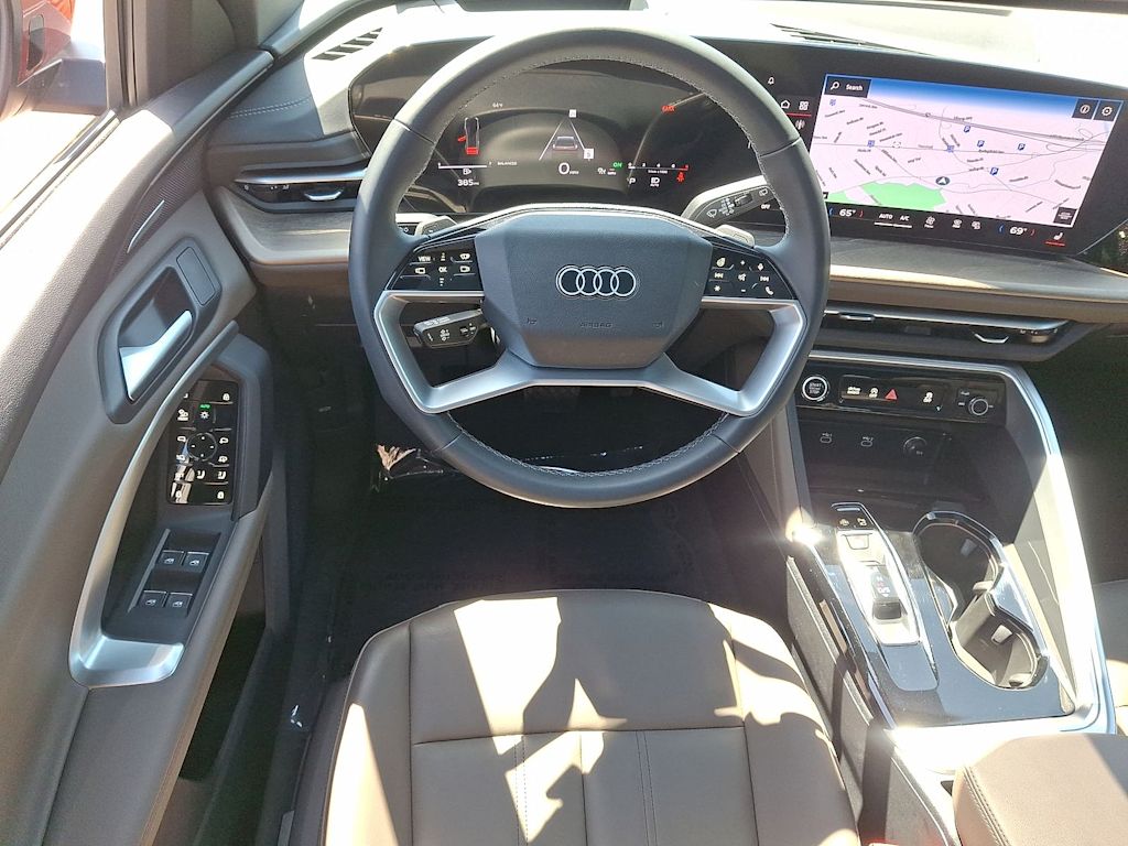 Thumbnail: 2025 Audi Q5 - 9