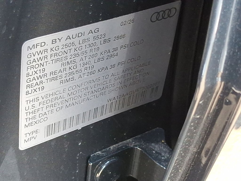 Thumbnail: 2026 Audi Q5 - 9