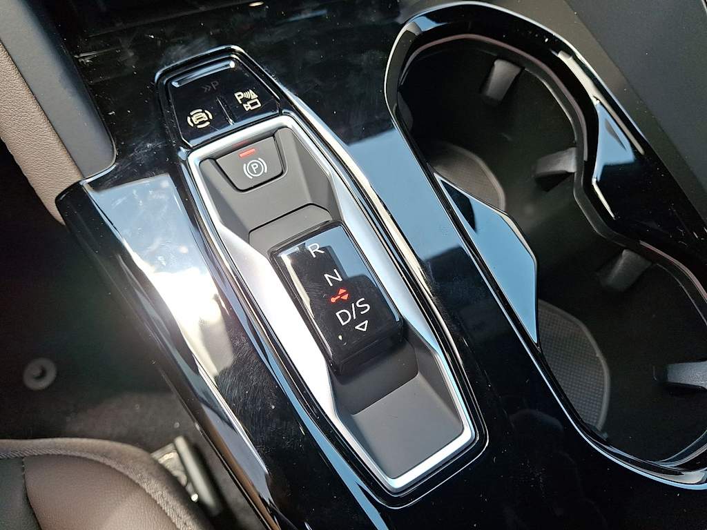 Thumbnail: 2026 Audi Q5 - 13