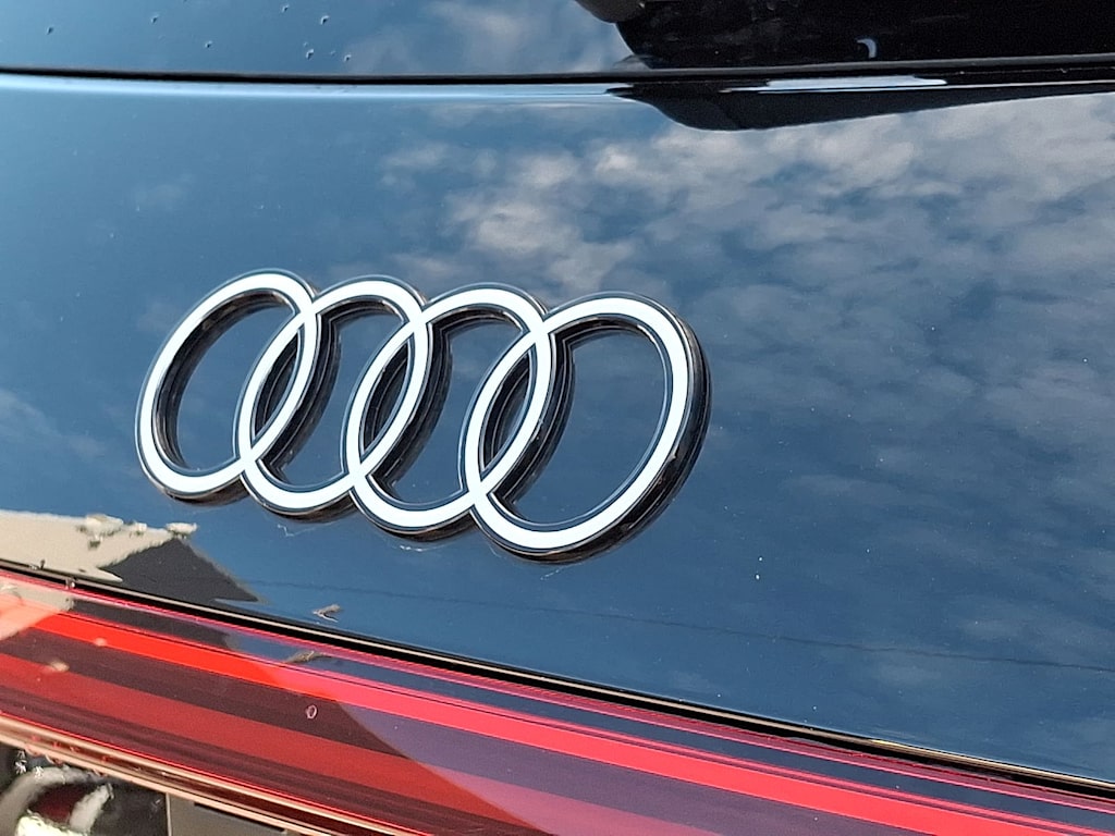 Thumbnail: 2025 Audi Q5 - 7