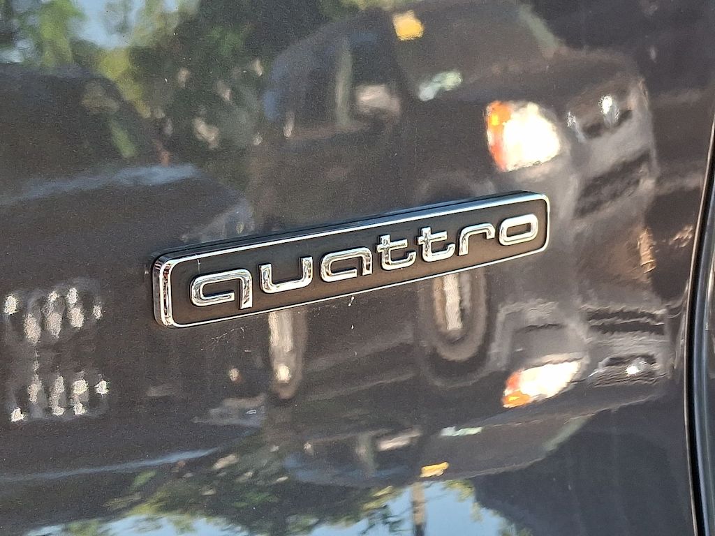 Thumbnail: 2025 Audi Q5 - 7