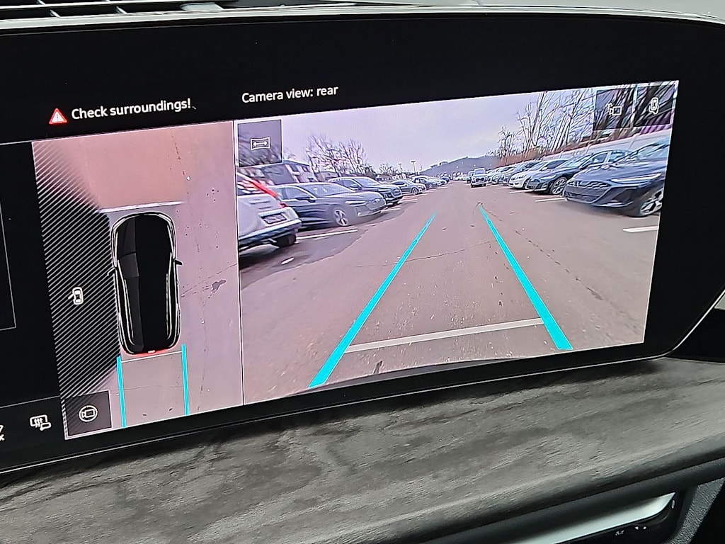 Thumbnail: 2025 Audi Q5 - 20