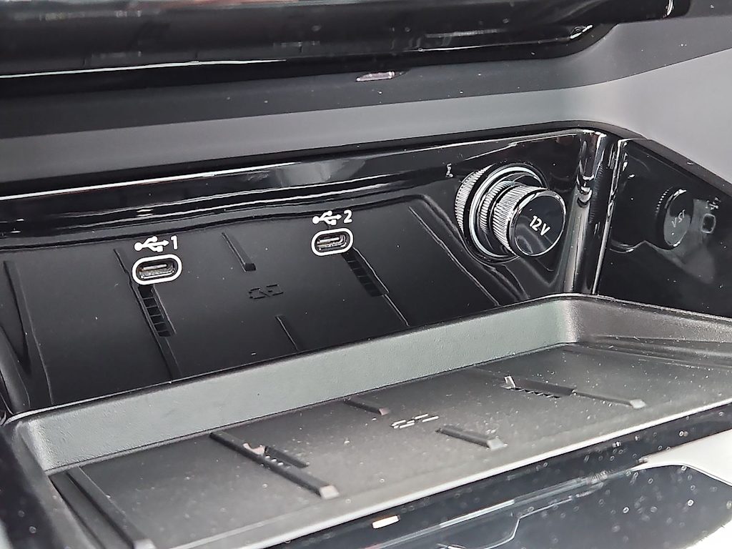 Thumbnail: 2025 Audi Q5 - 24