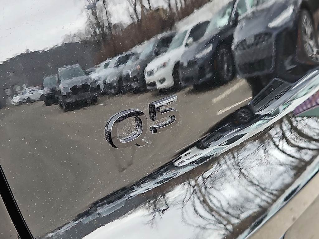 Thumbnail: 2025 Audi Q5 - 7