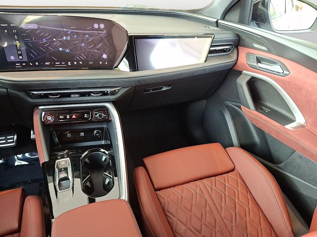 Thumbnail: 2026 Audi SQ5 - 8
