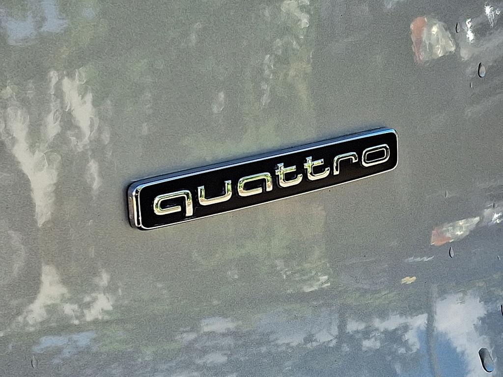Thumbnail: 2025 Audi Q5 - 7