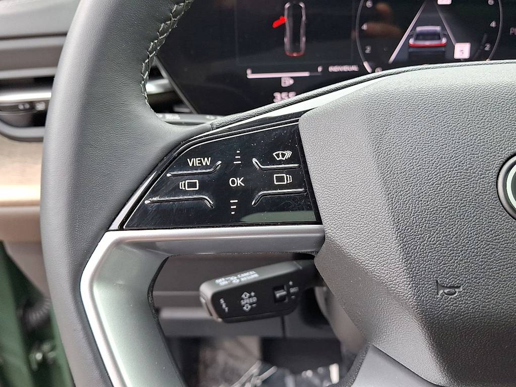Thumbnail: 2025 Audi Q5 - 21