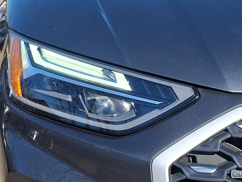 2022 Audi Q5 Premium 28