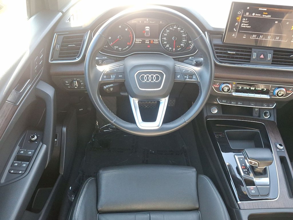2022 Audi Q5 Premium 9