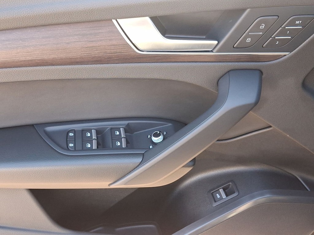 2022 Audi Q5 Premium 19