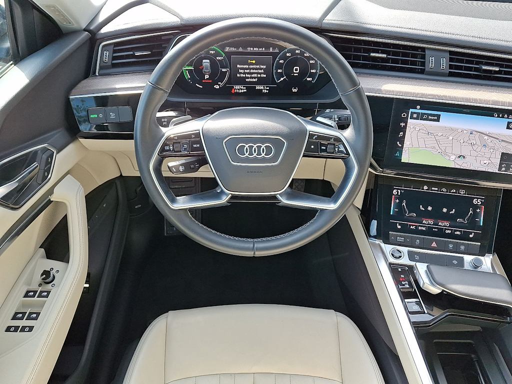Thumbnail: 2024 Audi Q8 e-tron - 12