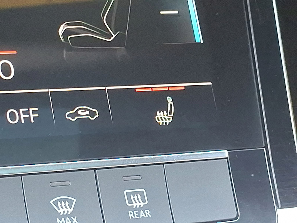Thumbnail: 2024 Audi Q8 e-tron - 20