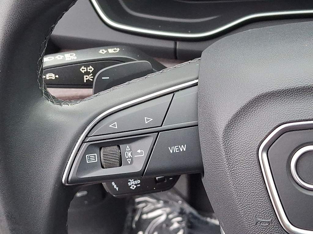 Thumbnail: 2023 Audi Q5 - 21