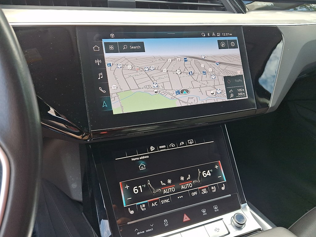Thumbnail: 2024 Audi Q8 e-tron - 13