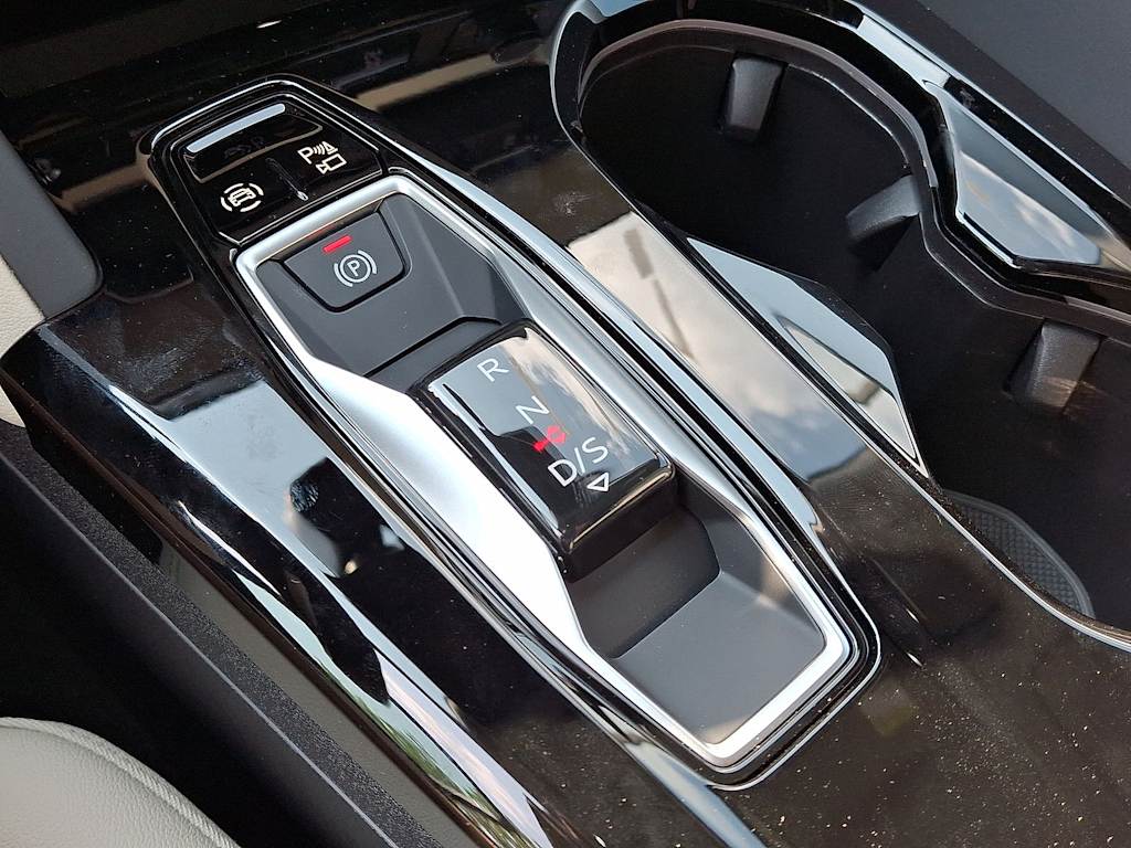 Thumbnail: 2026 Audi Q5 - 24