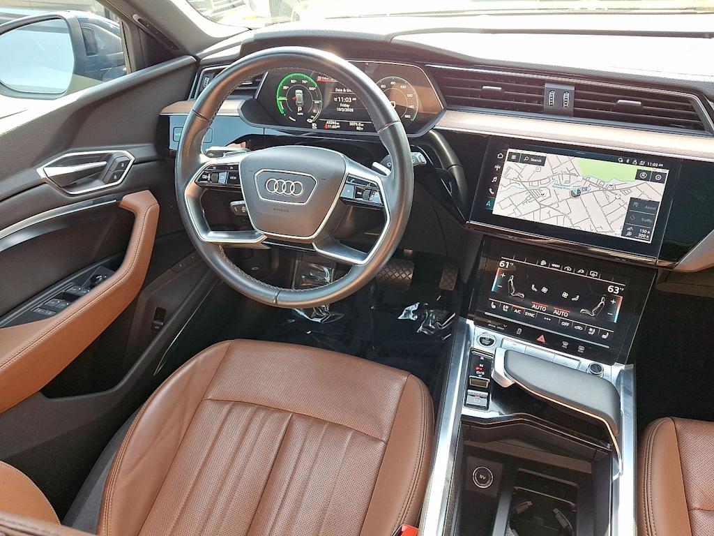 Thumbnail: 2024 Audi Q8 e-tron - 9