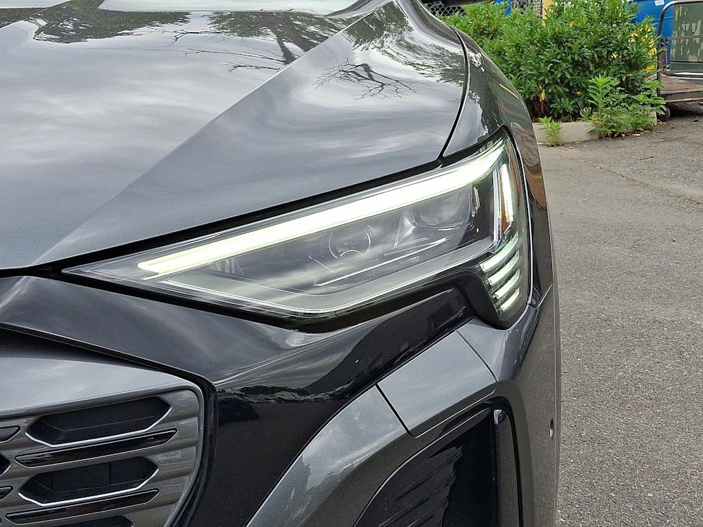 Thumbnail: 2024 Audi Q8 e-tron - 34