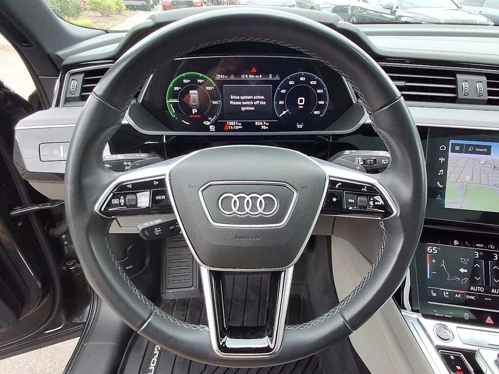Thumbnail: 2024 Audi Q8 e-tron - 11