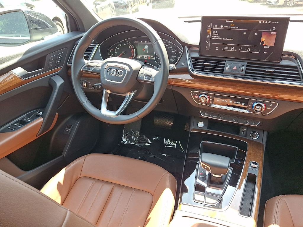 Thumbnail: 2024 Audi Q5 - 12
