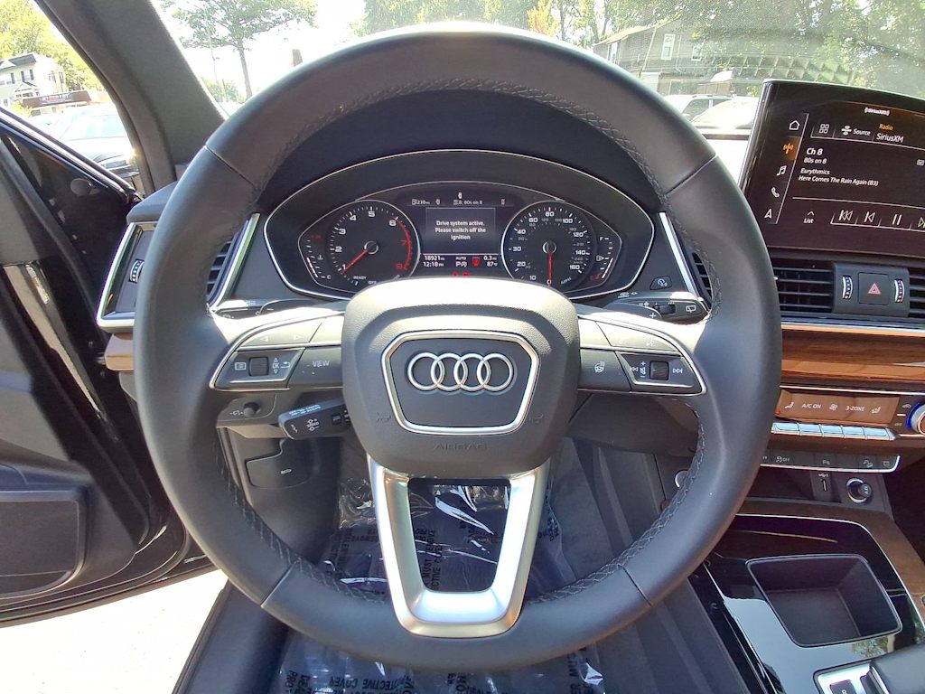 Thumbnail: 2024 Audi Q5 - 13