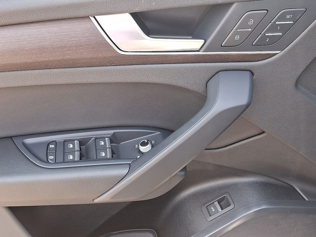 2022 Audi Q5 Premium 19