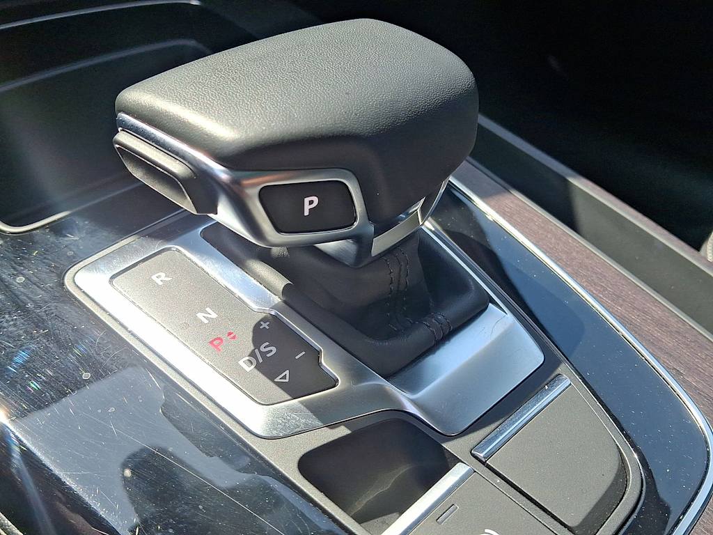 2022 Audi Q5 Premium 13