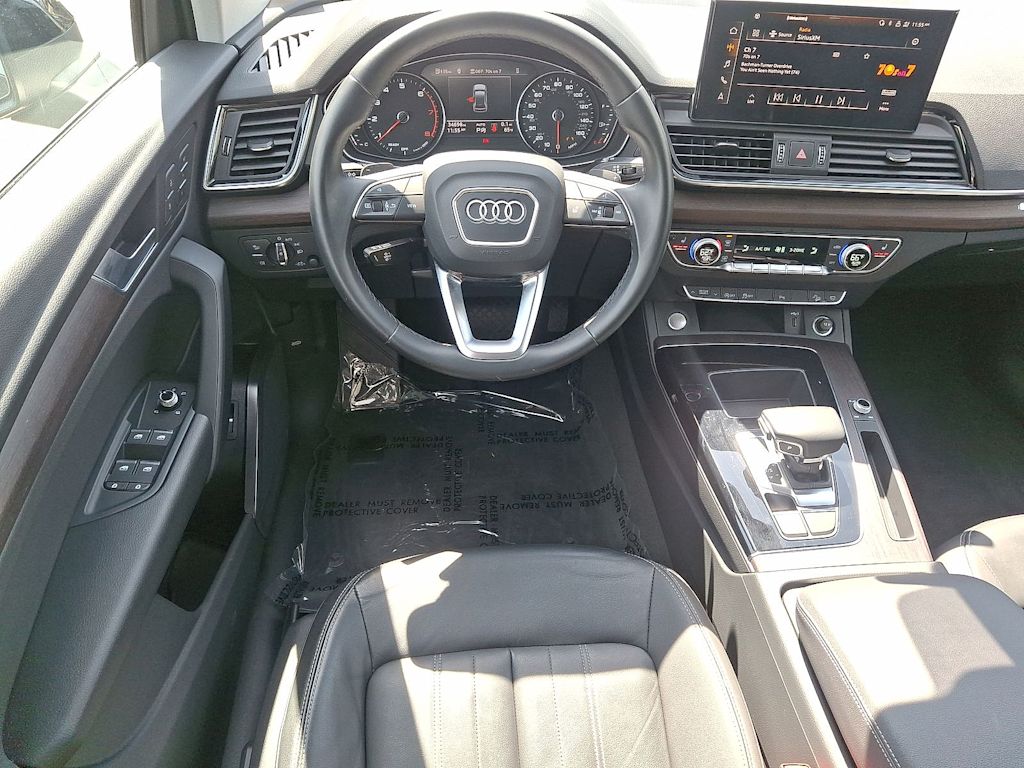 2022 Audi Q5 Premium 9