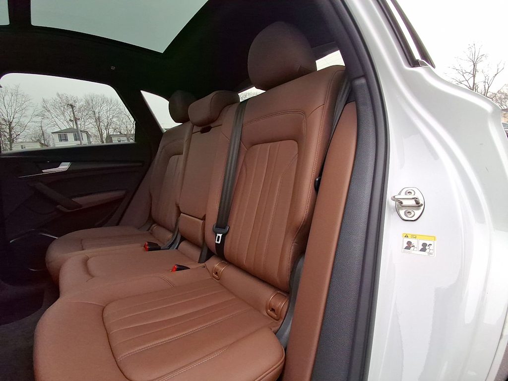 Thumbnail: 2023 Audi Q5 - 11