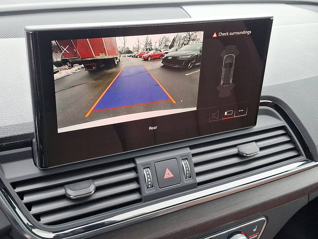 Thumbnail: 2023 Audi Q5 - 20