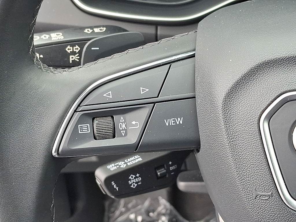 Thumbnail: 2023 Audi Q5 - 21