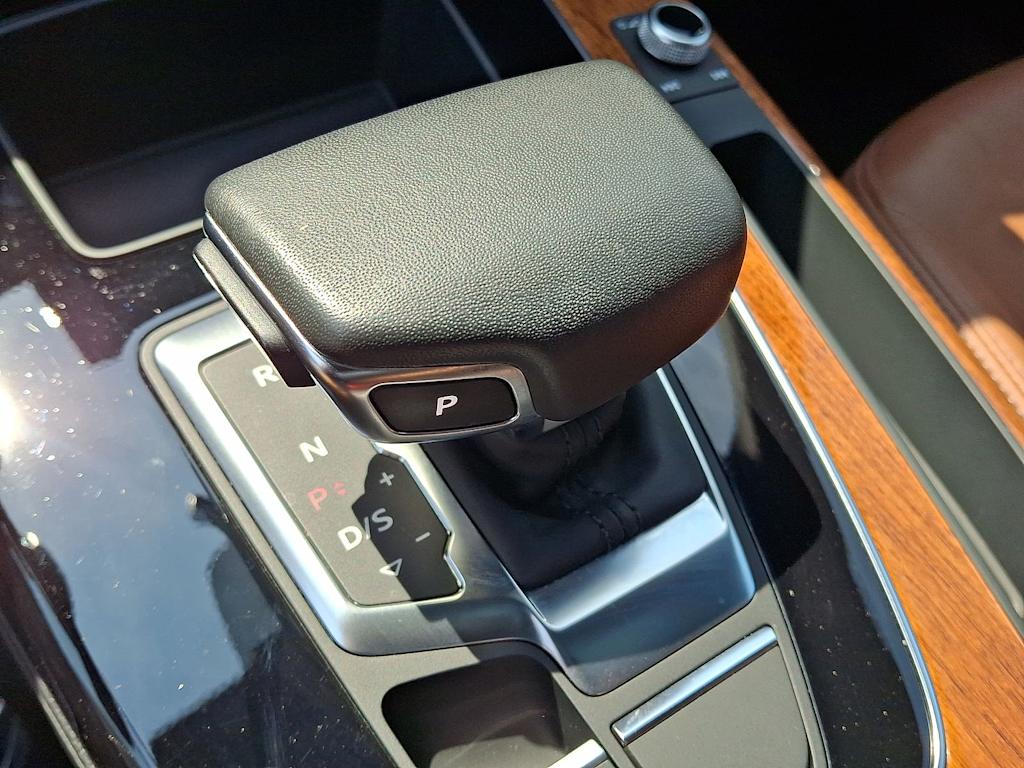 Thumbnail: 2023 Audi Q5 - 15