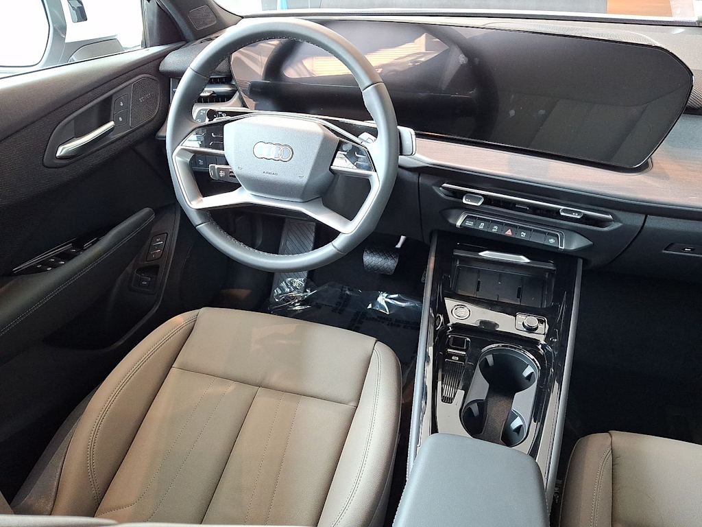 Thumbnail: 2026 Audi Q3 - 7