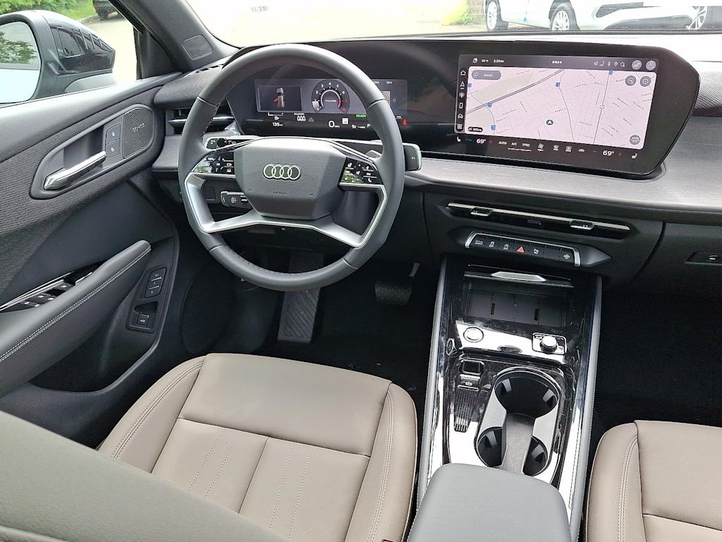 Thumbnail: 2026 Audi Q3 - 8