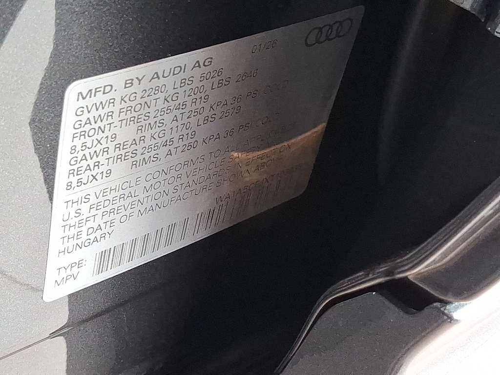 Thumbnail: 2026 Audi Q3 - 11