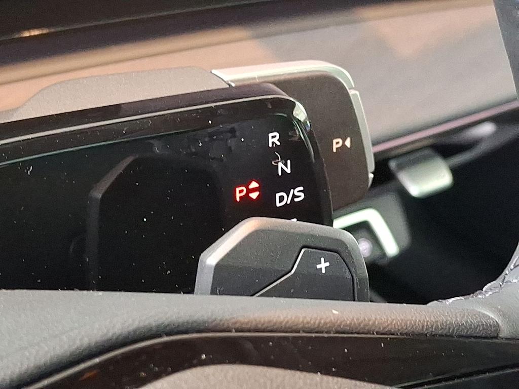 Thumbnail: 2026 Audi Q3 - 10