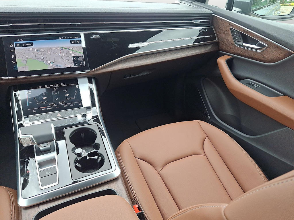 Thumbnail: 2026 Audi Q7 - 13