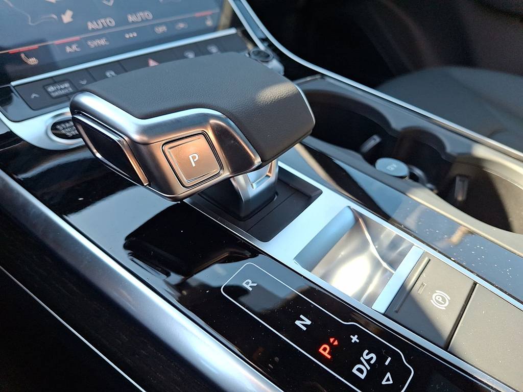 Thumbnail: 2026 Audi Q7 - 7